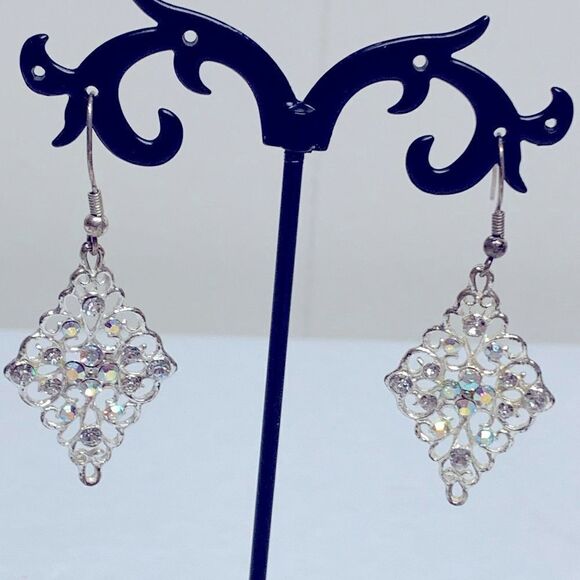 Vintage Shimmering Aurora Borealis Earrings 1.5” Gorgeous see video - Picture 1 of 5